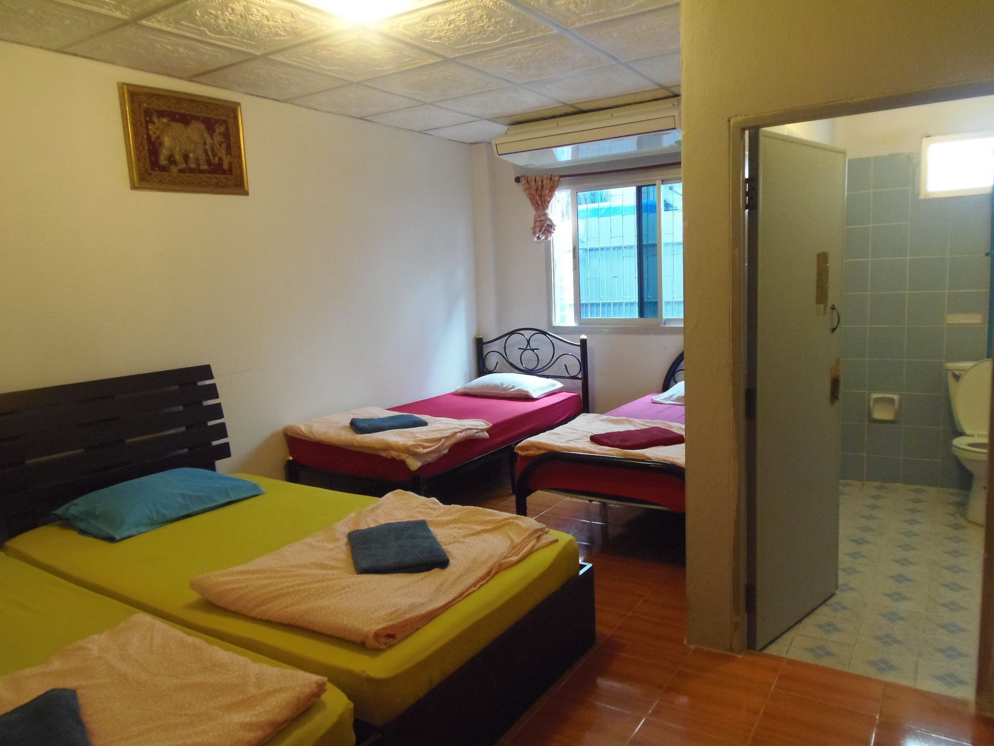 Banthai P.P. Hotel Phi Phi Don Exterior photo